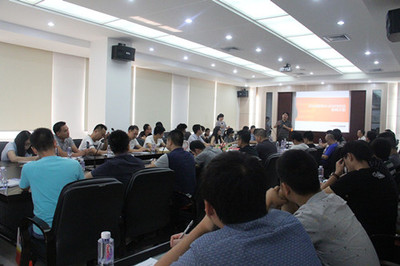 晉江陸地港舉辦跨境電商?速賣通交流培訓會 助力業(yè)務新突破